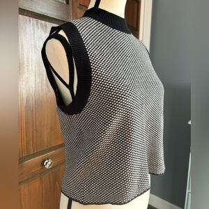 Rachel Zoe sweater vest 🖤